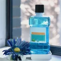 Cuci mulut pembersih lembut